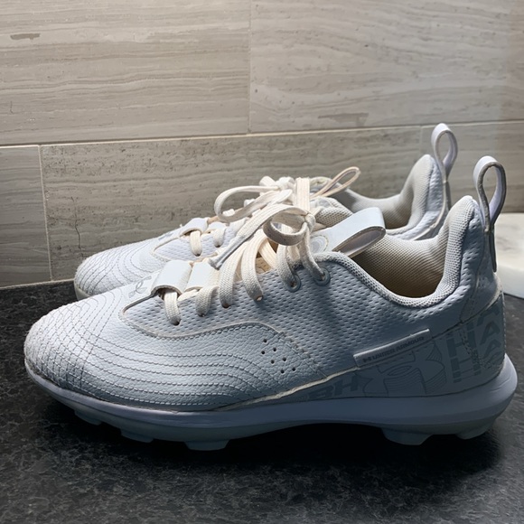 Under Armour big kid size 4 1/2 Baseball cleats Brice Harper - Picture 2 of 5